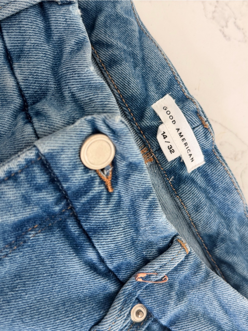 Good American Light Wash High-Rise Denim Jeans